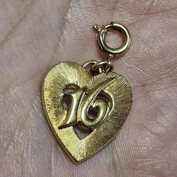 **Sale** Vintage Monet Sweet 16 HEART Gold Tone Charm Pendant 16th Birthday - Picture 1 of 10